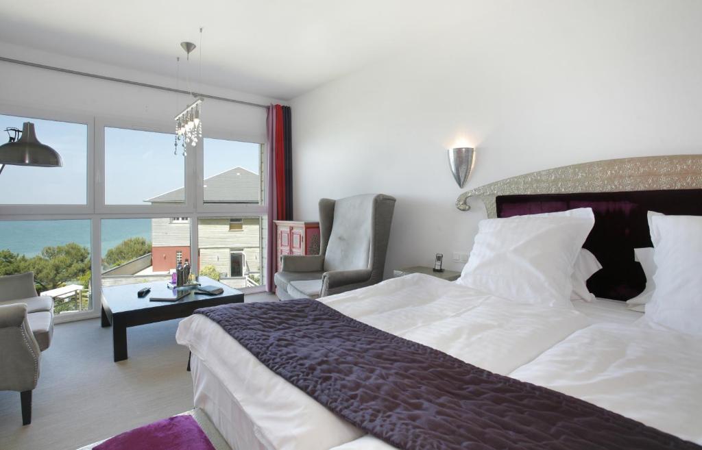 The Originals Hotel Le Cise Restaurant Chambres Et Suites أولت المظهر الخارجي الصورة